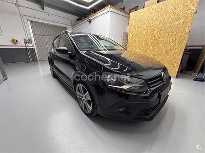 Negro Usado 2011 VW Polo Cross Utilitario | 7000 €