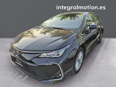 Negro Usado 2023 Toyota Corolla Active Berlina | 22.500 €