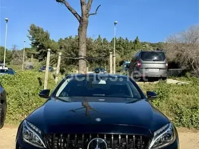 Usado Mercedes C200 AMG line 136 CV (100 kW) 2017 Negro Berlina