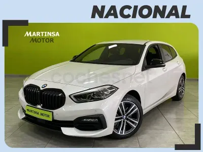 Usado BMW 118 Comfort Edition 150 CV (110 kW) 2021 Blanco Berlina