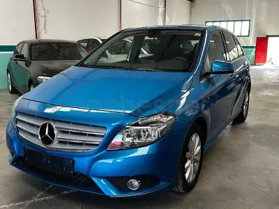 Usado Mercedes B180