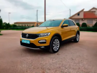 Usado VW T-Roc Advance 150 CV (110 kW) 2021 Naranja SUV
