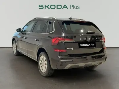 Usado Skoda Kamiq Selection 115 CV (84 kW) 2025 Negro SUV