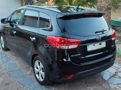 Usado Kia Carens 135 CV (99 kW) 2015 Negro Monovolumen