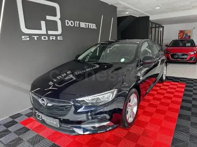 Usado Opel Insignia Innovation 136 CV (100 kW) 2018 Azul Berlina