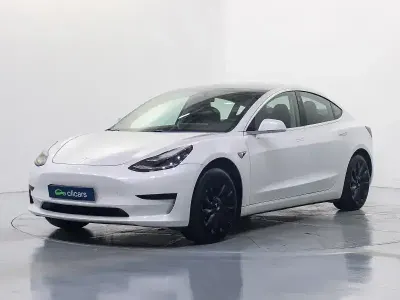 Usado Tesla Model 3 Standard Range 239 kW (325 CV) 2020 Blanco Berlina
