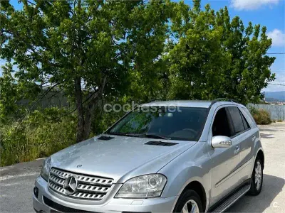 Usado Mercedes ML350 272 CV (200 kW) 2008 Gris / plata SUV