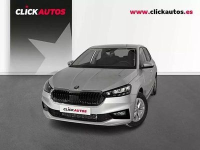 Usado Skoda Fabia Selection 115 CV (84 kW) 2025 Gris / plata Utilitario