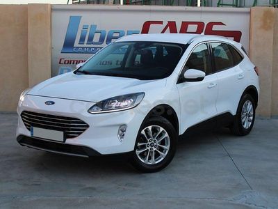 Usado Ford Kuga Titanium 150 CV (110 kW) 2021 Blanco SUV