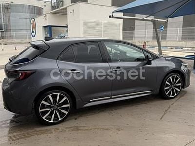 Usado Toyota Corolla Plus 140 CV (102 kW) 2023 Gris / plata Berlina