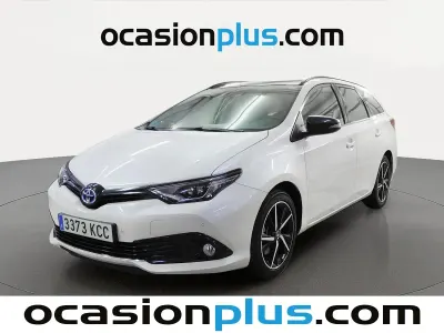 Usado Toyota Auris Hybrid 136 CV (100 kW) 2017 Blanco Familiar