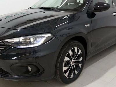 Usado Fiat Tipo Mirror 95 CV (69 kW) 2020 Negro Familiar