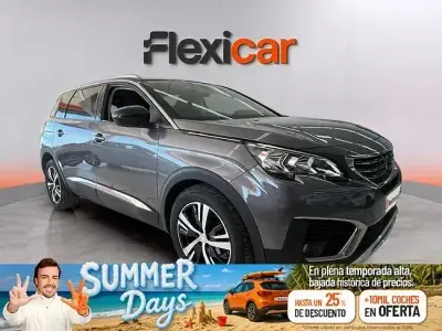 Usado Peugeot 5008 Allure 130 CV (95 kW) 2020 Gris SUV