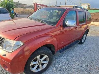 usado Nissan Pathfinder 2.5dCi SE Aut. DPF