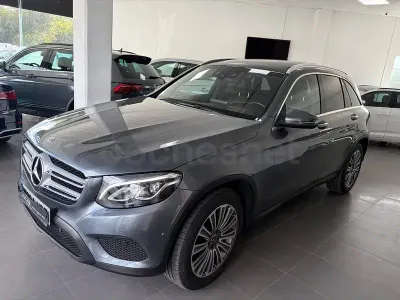 Usado Mercedes GLC250 204 CV (150 kW) 2017 Gris / plata SUV