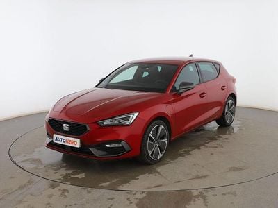 Usado Seat Leon FR 204 CV (150 kW) 2021 Rojo Berlina