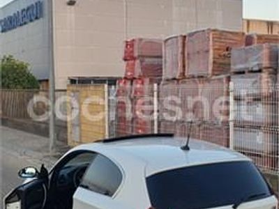 Usado BMW 118 143 CV (105 kW) 2009 Blanco Utilitario