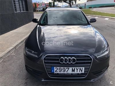 Usado Audi A4 Sport 170 CV (125 kW) 2013 Negro Familiar