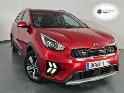 Usado Kia Niro 141 CV (103 kW) 2021 Rojo SUV