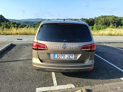 Usado VW Sharan Sportline 184 CV (135 kW) 2017 Marrón Monovolumen