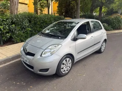 Usado Toyota Yaris 101 CV (74 kW) 2009 Utilitario