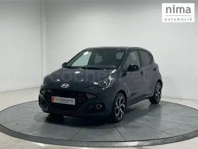 Usado Hyundai i10 N Line 79 CV (58 kW) 2025 Gris / plata Utilitario