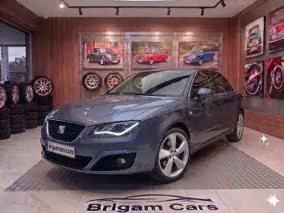Usado Seat Exeo Sport 170 CV (125 kW) 2012 Gris / plata Berlina