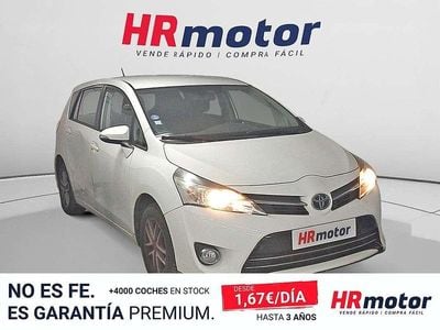 Usado Toyota Verso 133 CV (97 kW) 2015 Blanco Monovolumen