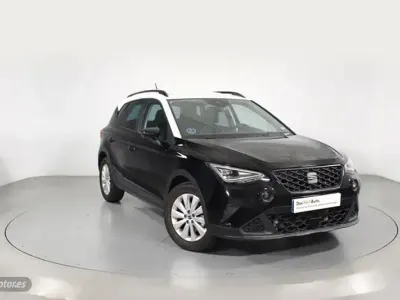 Usado Seat Arona Style 115 CV (84 kW) 2025 Blanco SUV