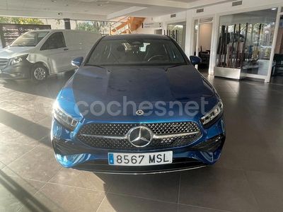 Usado Mercedes A200 150 CV (110 kW) 2024 Azul Berlina
