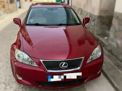 Usado Lexus IS220d