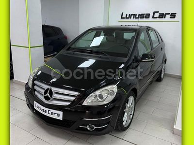 Usado Mercedes B180 Sport Edition 109 CV (80 kW) 2010 Negro Monovolumen