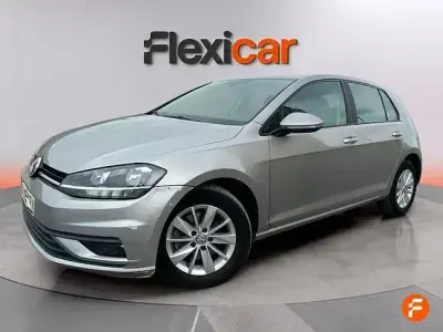 Usado VW Golf VII Advance 115 CV (84 kW) 2017 Gris Utilitario