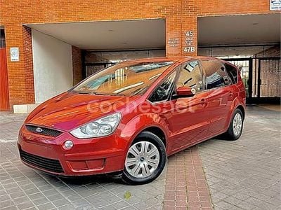 Usado Ford S-MAX Trend 125 CV (91 kW) 2010 Rojo Monovolumen