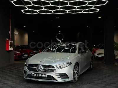 Usado Mercedes A180 116 CV (85 kW) 2020 Gris / plata Berlina