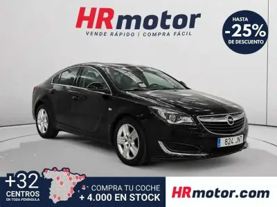 Usado Opel Insignia Selective 136 HP (100 kW) 2016 Preto Sedan