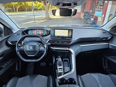 Gris / plata Usado 2021 Peugeot 3008 Allure SUV | 15.990 € (Buen precio)