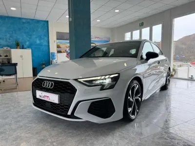 Usado Audi A3 Sportback Ambiente 116 CV (85 kW) 2021 Blanco Utilitario