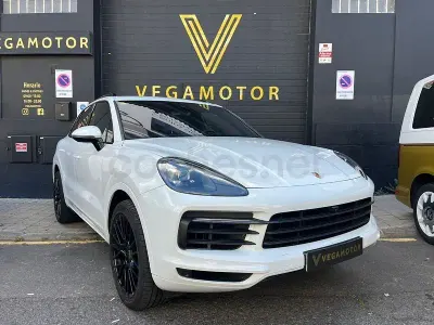 Käytetty Porsche Cayenne 340 HP (250 kW) 2018 Valkoinen Katumaasturi