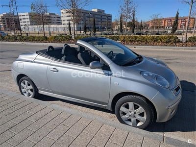 Usado Nissan Micra C+C Tekna 88 CV (64 kW) 2006 Gris / plata Descapotable