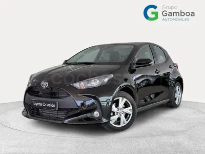 Nuevo Toyota Yaris Hybrid Active 116 CV (85 kW) 2025 Negro Berlina