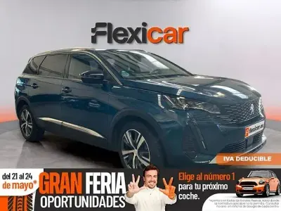 Usado Peugeot 5008 Allure 180 CV (132 kW) 2022 Azul SUV