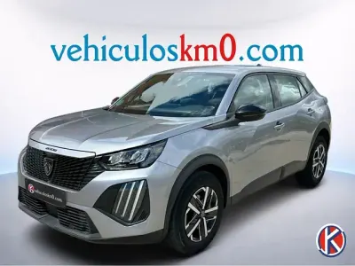 Usado Peugeot 2008 Active 100 CV (73 kW) 2023 Gris SUV