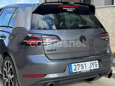 Usado VW Golf VII Advance 125 CV (91 kW) 2017 Gris / plata Berlina