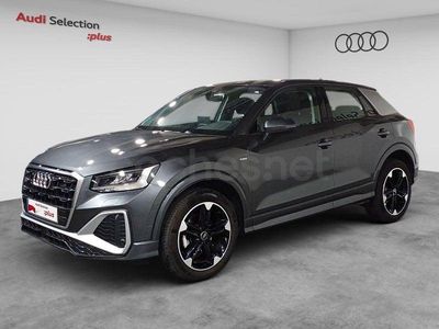 Usado Audi Q2 S-Line 116 CV (85 kW) 2025 Gris / plata SUV