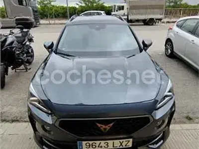 Usado Cupra Formentor 150 CV (110 kW) 2022 Gris / plata SUV