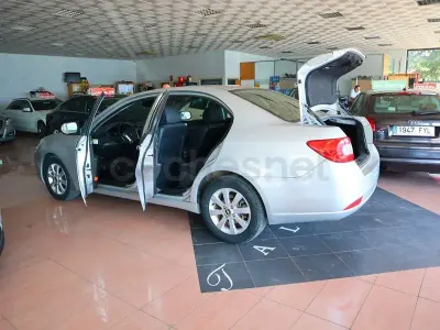 Usado Chevrolet Epica LT 150 CV (110 kW) 2011 Gris / plata Berlina