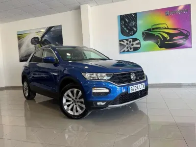 Usado VW T-Roc Advance 150 CV (110 kW) 2021 Azul SUV