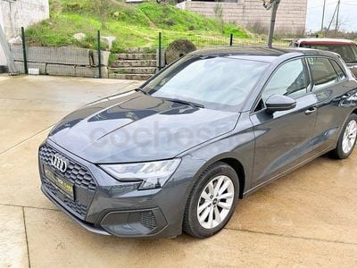 Usado Audi A3 Advanced Plus 116 CV (85 kW) 2021 Gris / plata Berlina