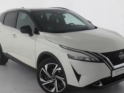 Lunar white midnight black Usado 2023 Nissan Qashqai Tekna SUV | 29.500 € (Precio justo)